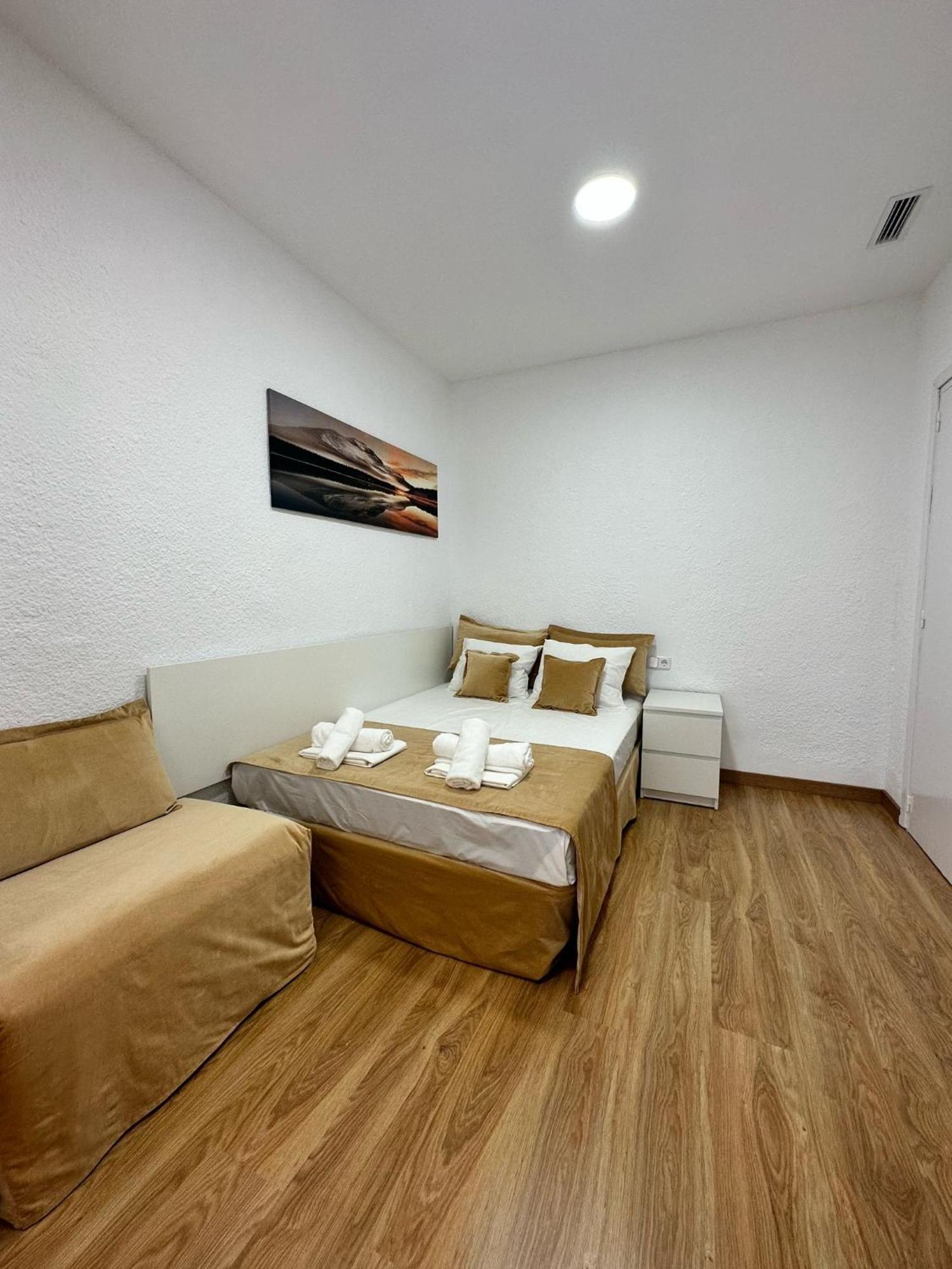 Mi Casa Es Tu Casa Apartment โอสปิตาเล็ต เดอ โยเบรกัต ภายนอก รูปภาพ