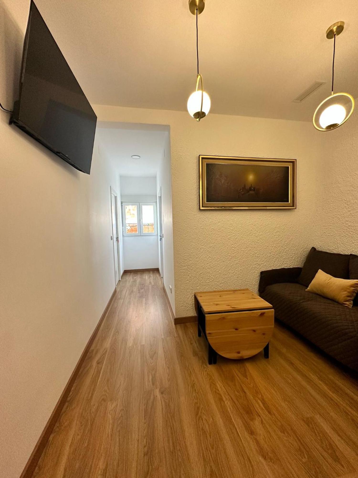 Mi Casa Es Tu Casa Apartment โอสปิตาเล็ต เดอ โยเบรกัต ภายนอก รูปภาพ