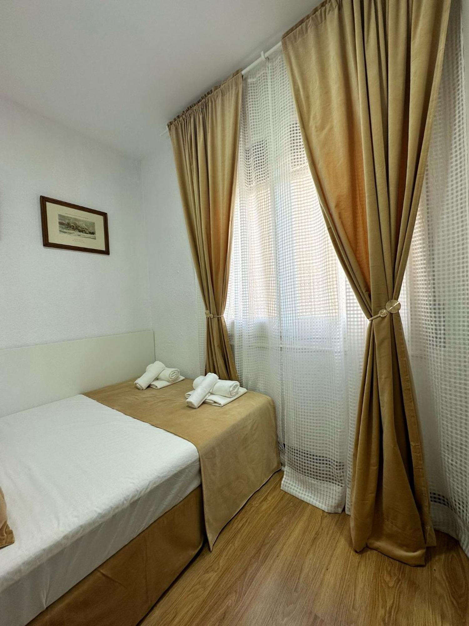 Mi Casa Es Tu Casa Apartment โอสปิตาเล็ต เดอ โยเบรกัต ภายนอก รูปภาพ